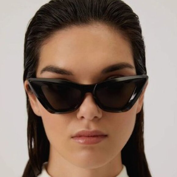 NEW BOTTEGA VENETA BV1101S 001 SUNGLASSES WOMEN BLACK CAT EYE EYEWEAR - Picture 3 of 5